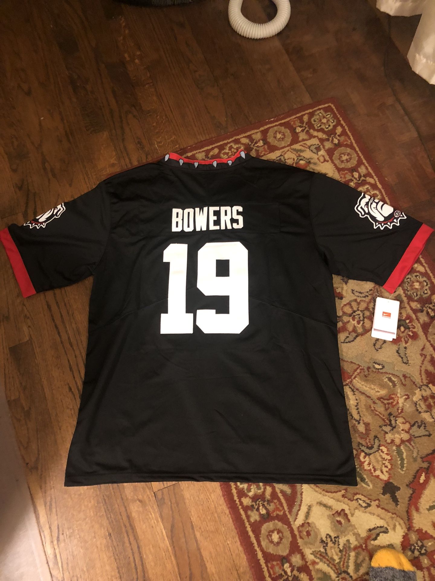 New, Beautiful Bulldogs Brock Bowers Jersey , Men’s Large, All Sewn , Embroidered for