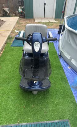 3 Wheel Scooter