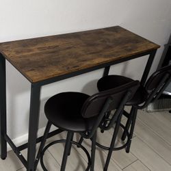 Small High Table W/Bar Stools