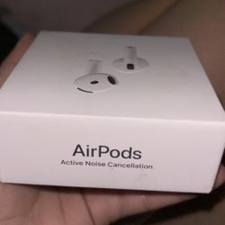 Apple AirPods 4 Active Noise Cancellation 