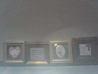 Small Inspirational frames $25.00 cash only (serious buyers)
