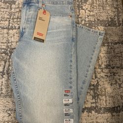 NEW LEVIS JEANS