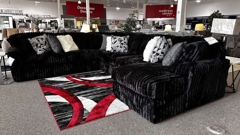 AP🎉 Black And Brown Color, Ultra Comfy Corduroy Sectional Couch With Chaise// Fast Delivery - Financing