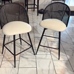 New Swivel Counter Chair Set