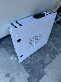 Strong VersaBox 14x14 Recessed In-Wall AV / Media Box – SM-RBX-14-WH