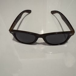 Sunglasses 
