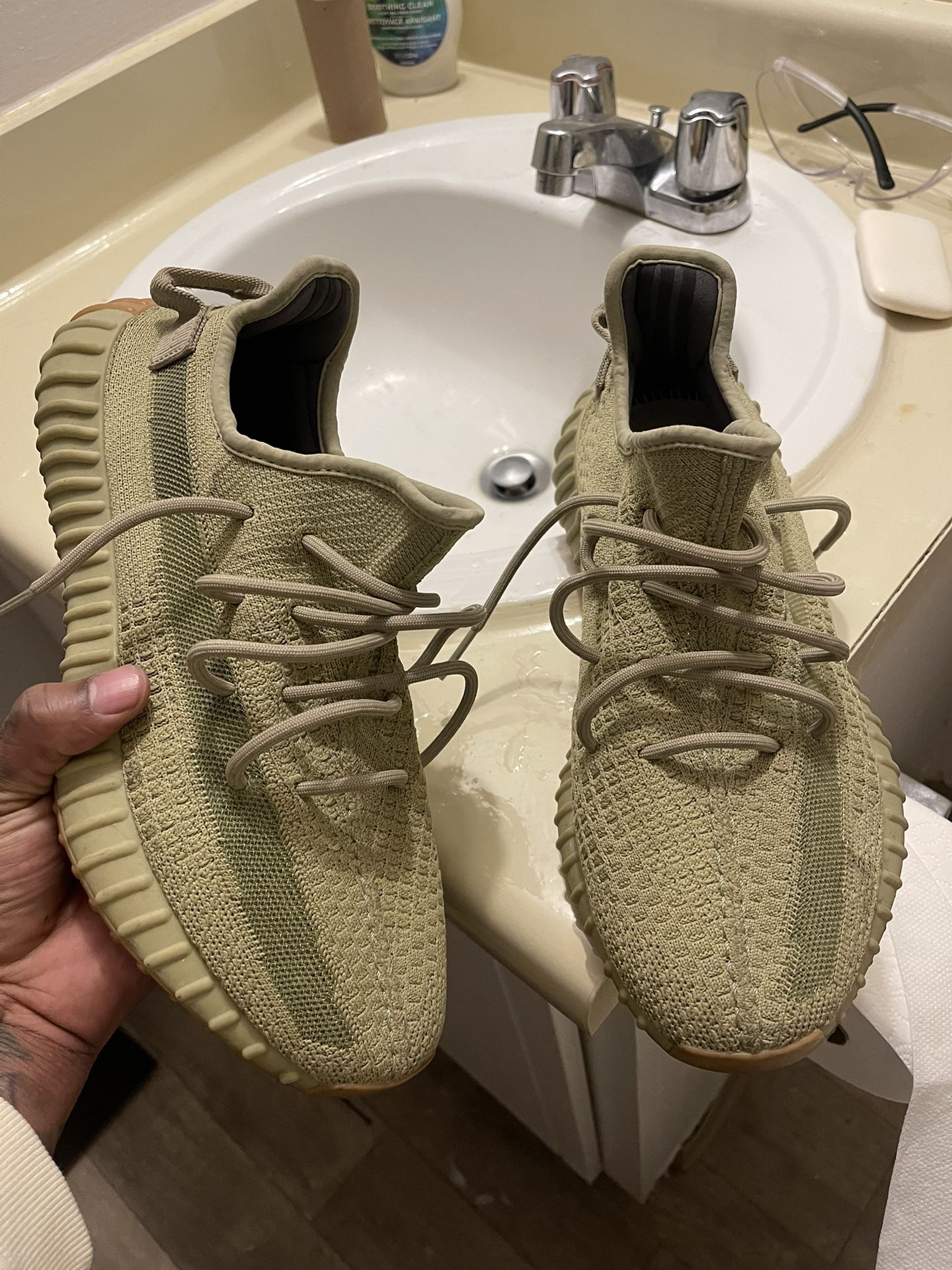Yeezy 350 “Sulfur” Size 10