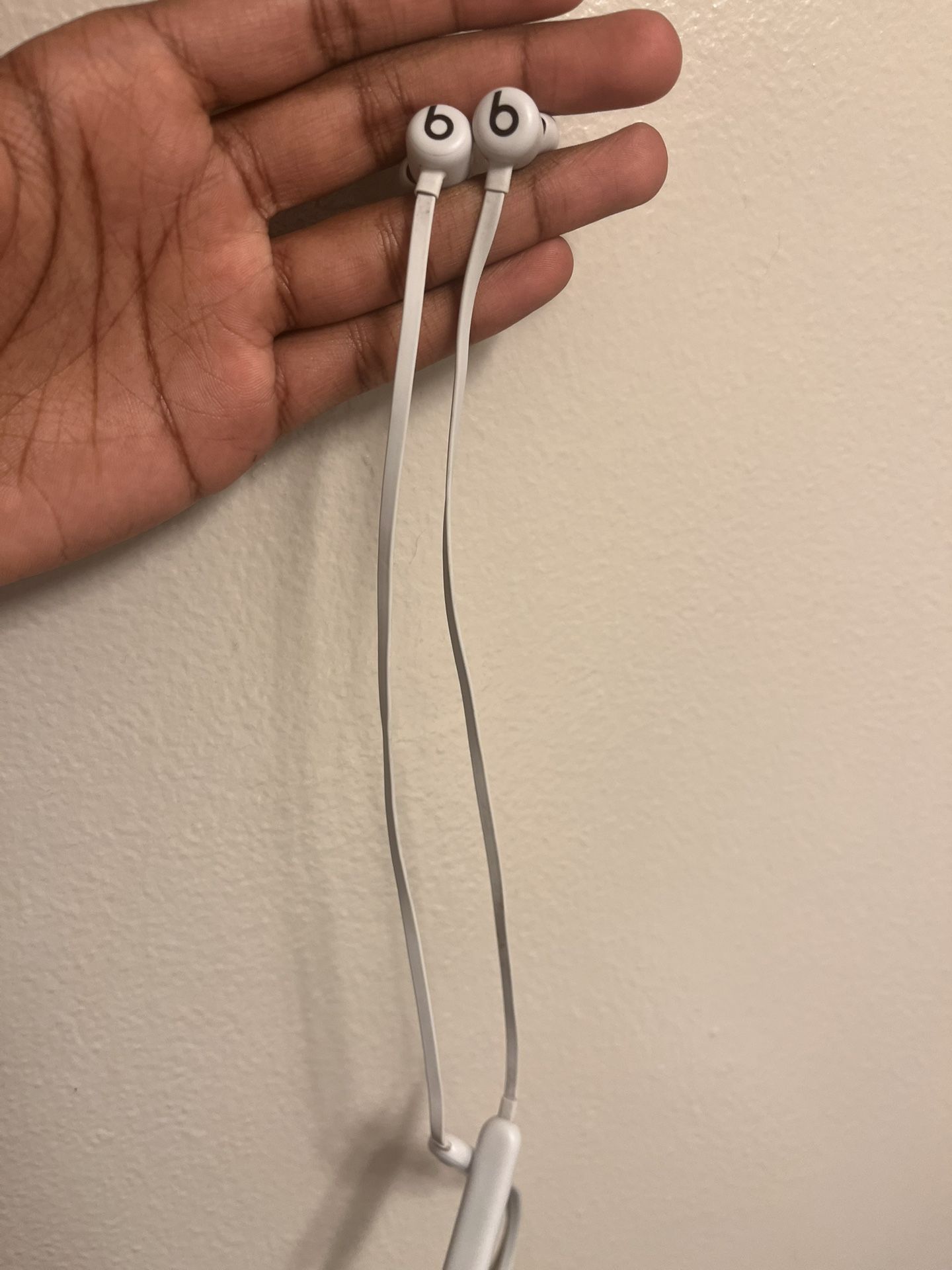beats flex