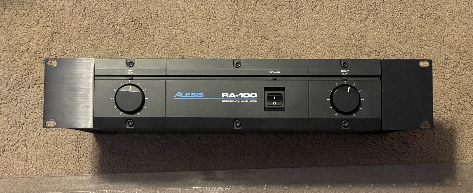 Alesis RA 100 Reference Amplifier