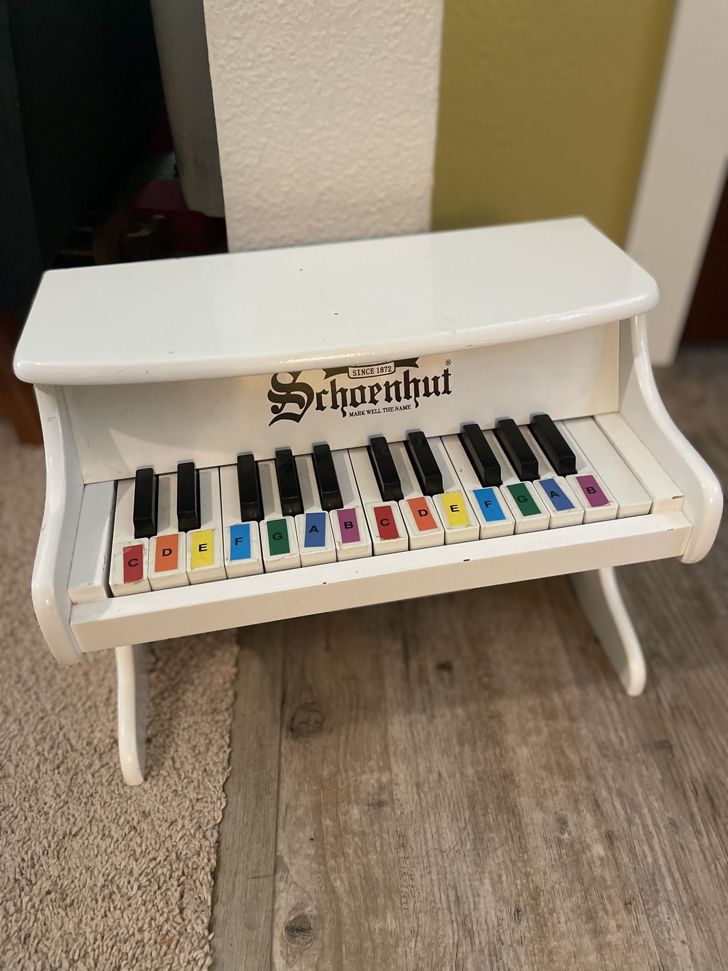 Toy Piano Schoenhut