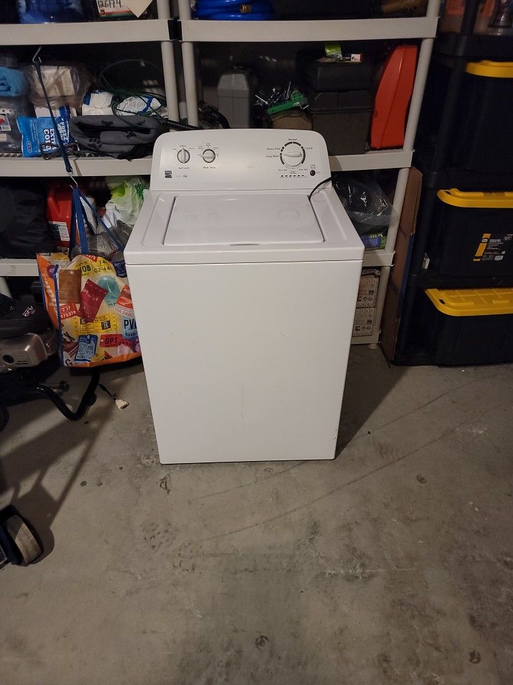 Kenmore Series 100 HE Washer For Sale for Sale in Ocean Springs, MS