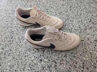 Nike Tiempo Ligera