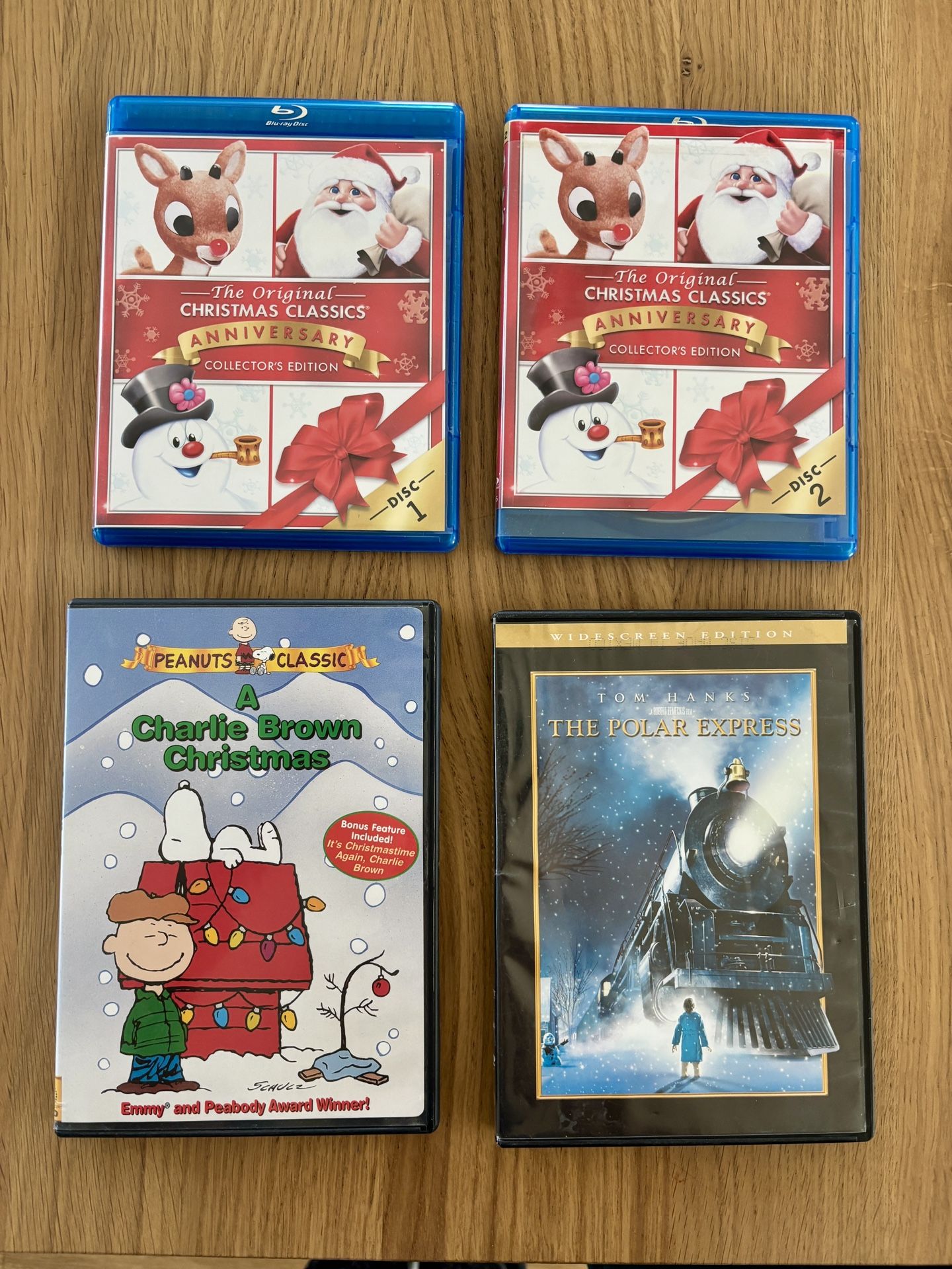 Kids Holiday DVDs (4)