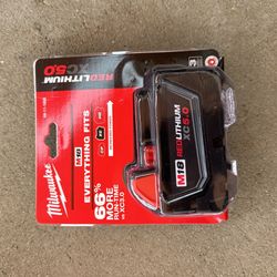 Milwaukee Battery Chargers 