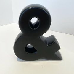 Black Ceramic Ampersand | Shelf Decor