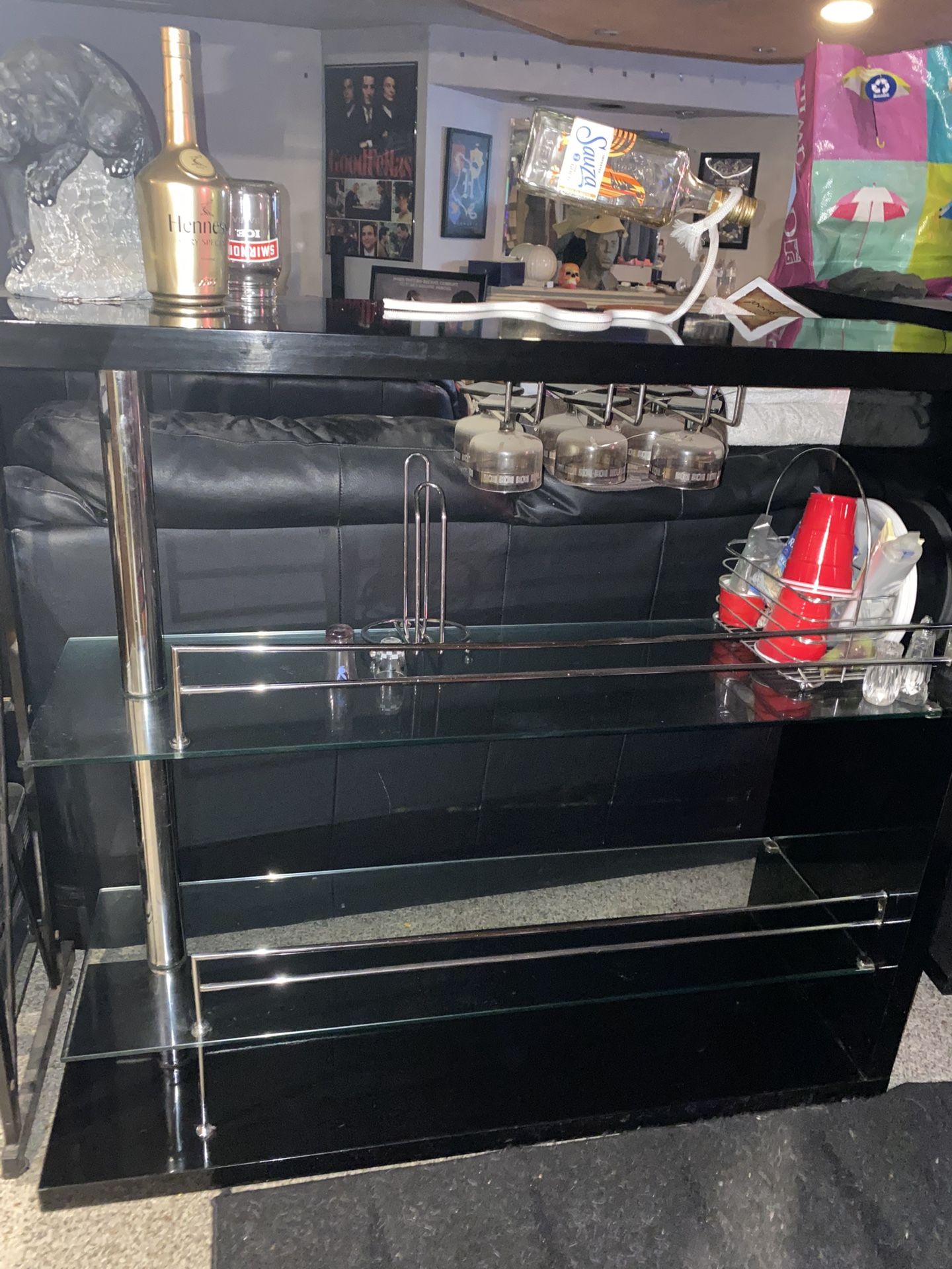 Beautiful Modern Bar$75 JUST REDUCED MAKE OFFER!