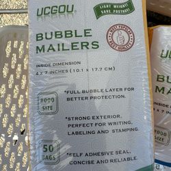 Small Bubble Padded Mailing Packages 