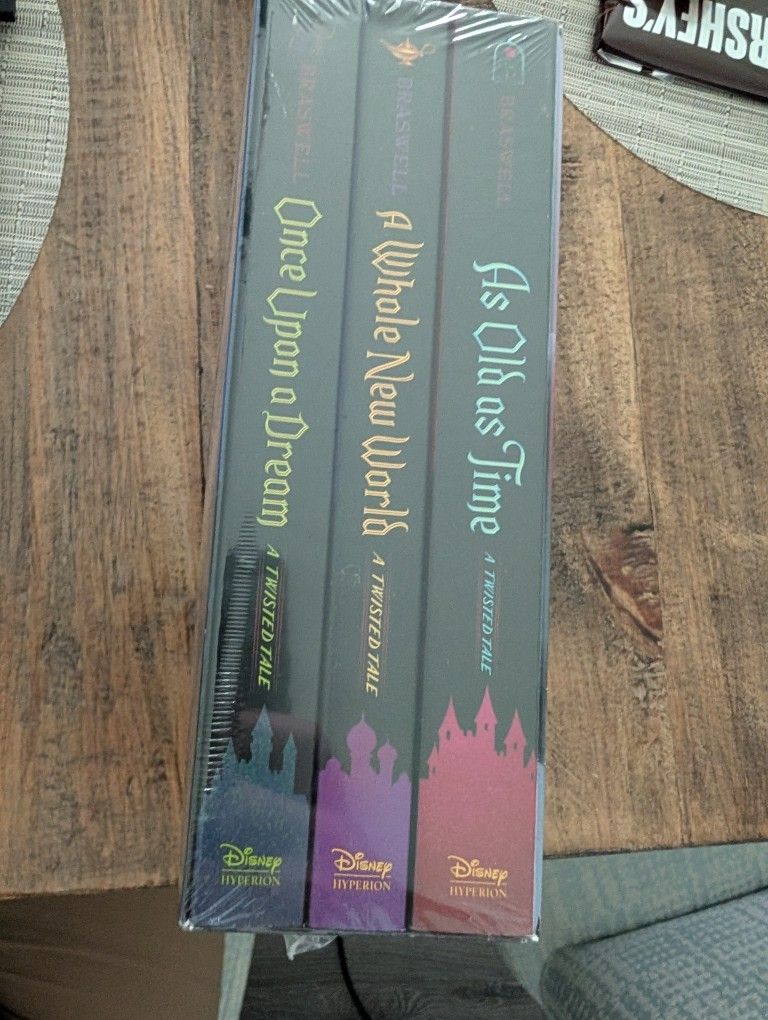 A Twisted Tale Book Collection By Liz Braswell