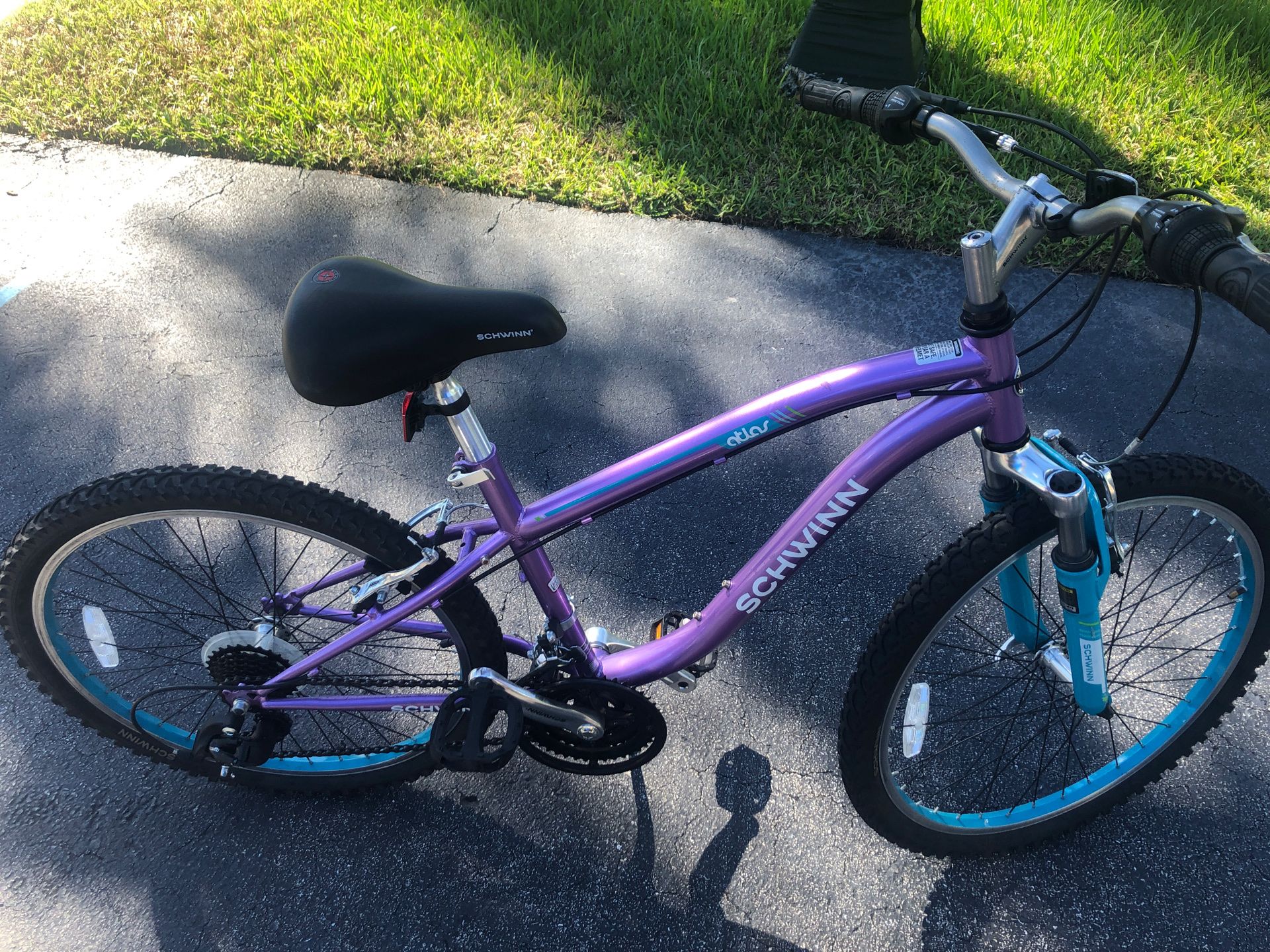 Kids bike (selling for parts)