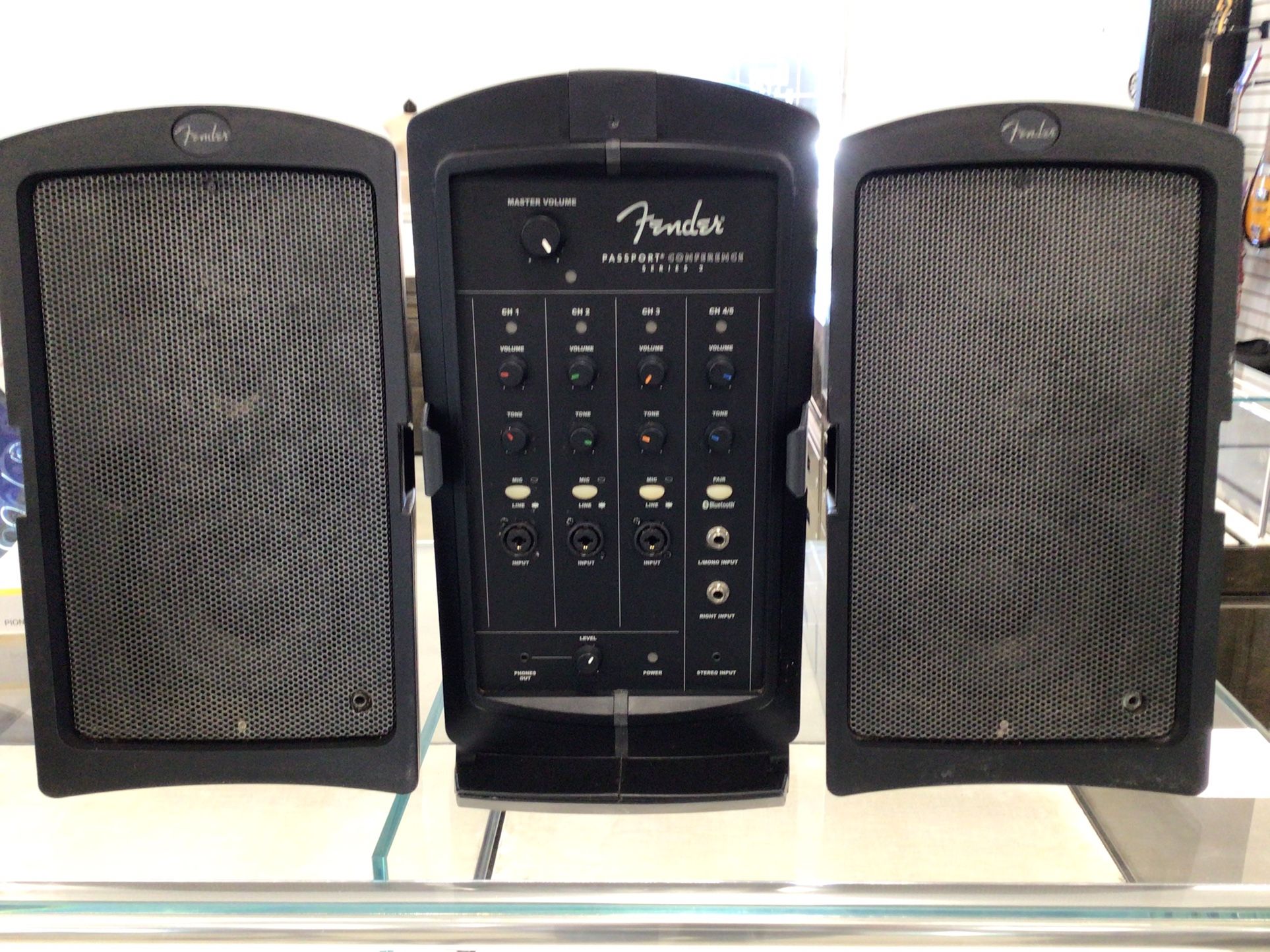 Fender Passport Conference 2 PA System for Sale in Fort Lauderdale, FL