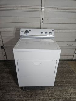 Kenmore Electric Dryer, Working Perfectly 👍, Comes With Dryer Vent, Delivery Available For Fees It Depends On Distance