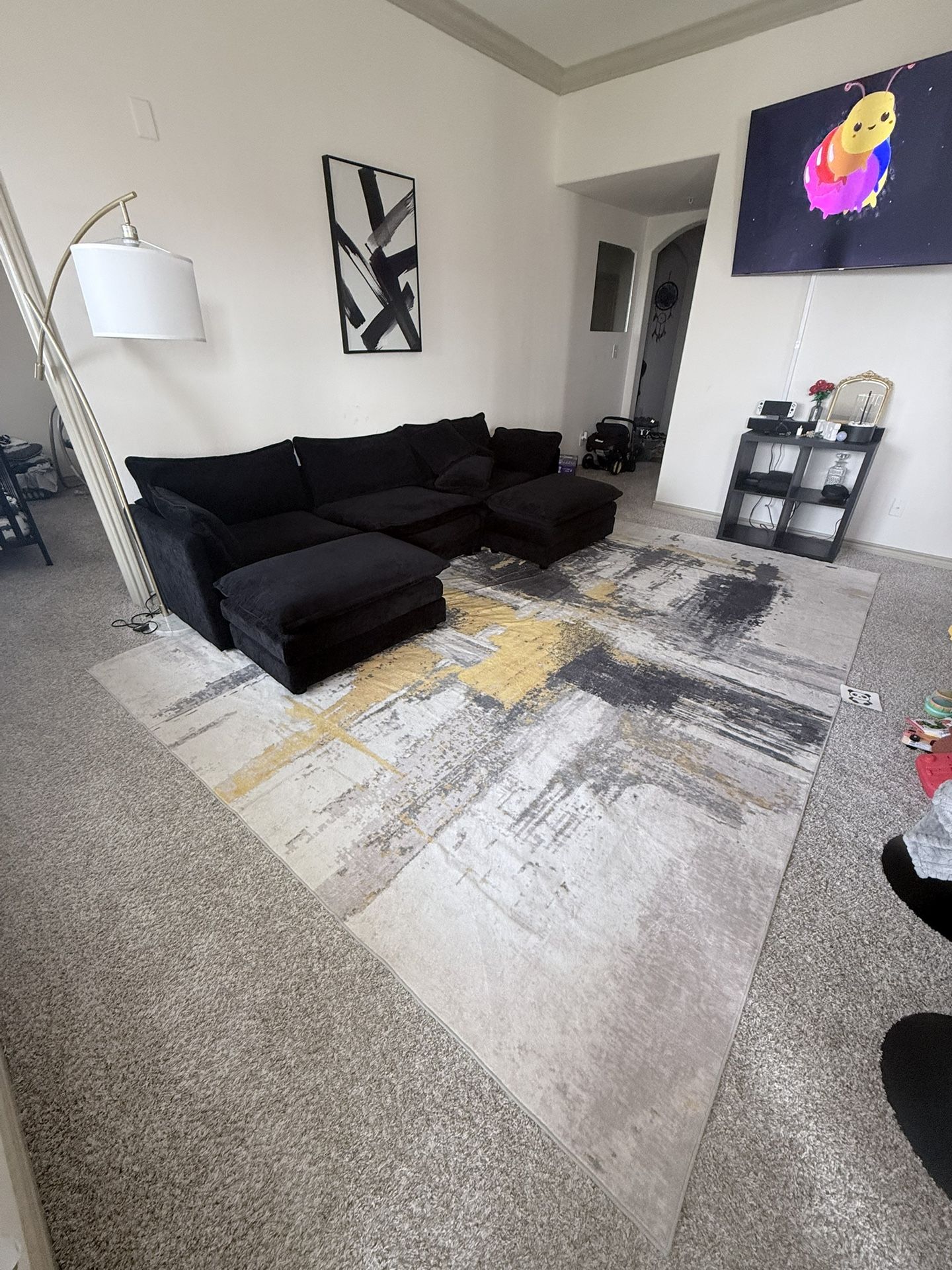 U Sectional & Rug Combo 