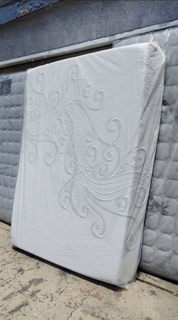 Mattresses 10" Brand New Queen Size Bed  Memory Foam Mattress Only || Colchon Queen de Esponja Memory Nuevo Colchones