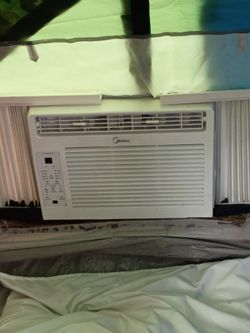 Home air conditioner window unit