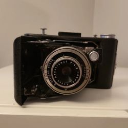 Vintage Kodak Vigilant Six-20 Folding Camera Dakon Shutter Anastigmat Lens