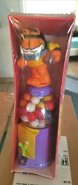 Garfield Gumball Machine