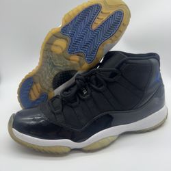 Nike Air Jordan 11 Retro Space Jam 2009 378037-041 Men’s Size 13  100% authentic. Authenticated via CheckCheck app. No original box. No separation, cu