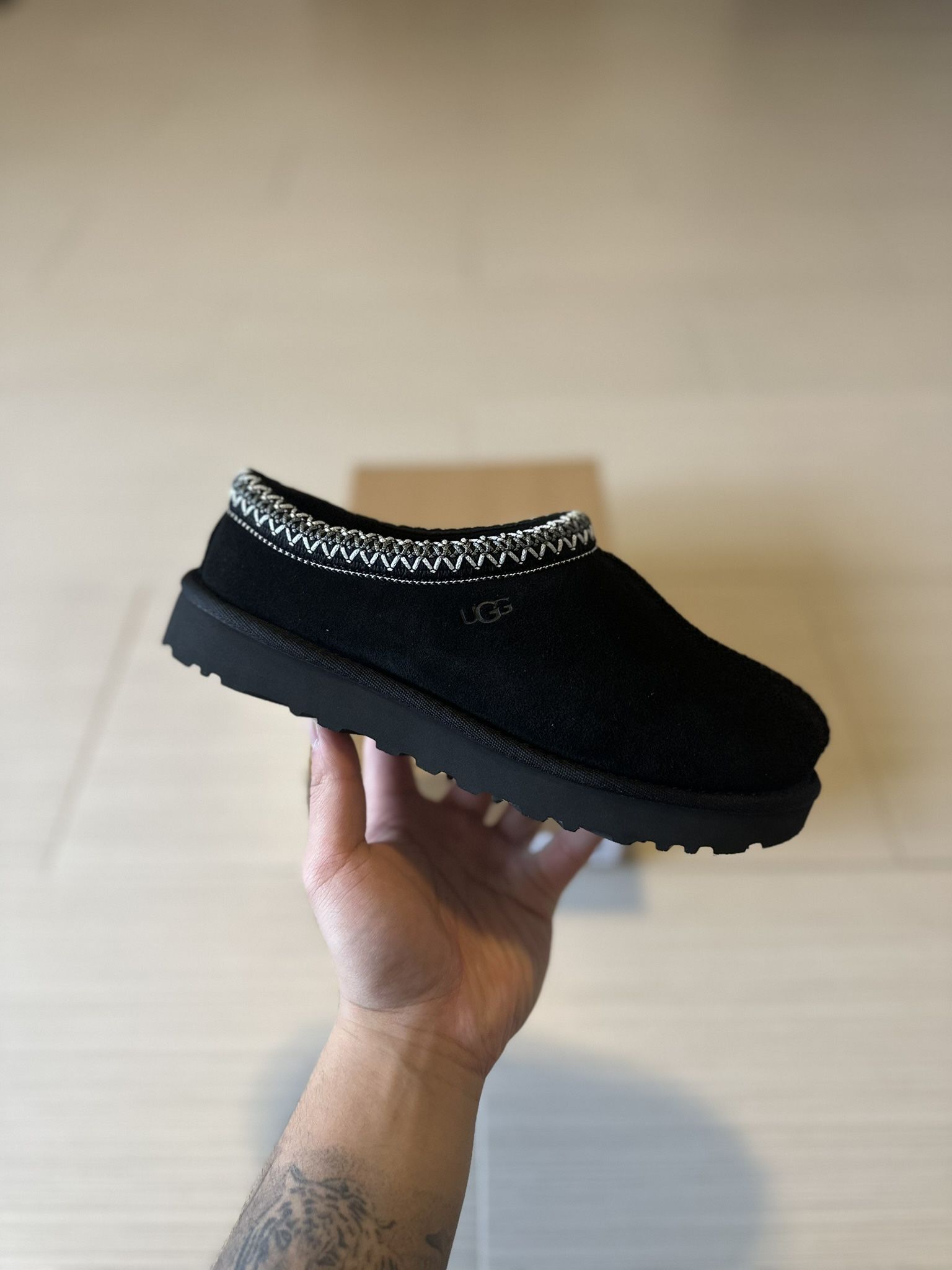 Ugg Tasman Slipper Black Size 7W