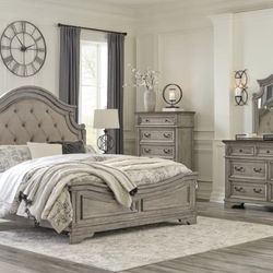 Lodenbay Antique Gray Upholstered Panel Bedroom Set