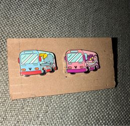 Dumbo & Cheshire Cat Bus Hidden Disney Pins