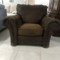 Sofa King Comfortable Brown Arm Chair For Sale!