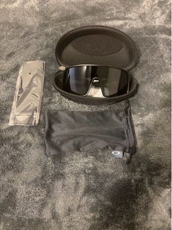 Oakley sunglasses