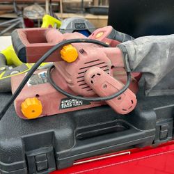 Chicago Electric Power Tools 3 in. x 21 in. Belt Sander.