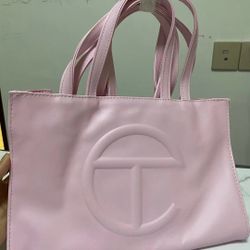 Telfar Medium pink Bag 			
