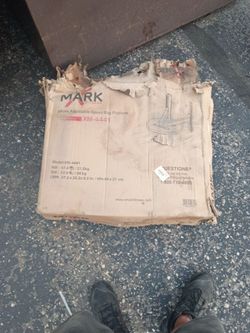 XMark adjustable speed bag platform