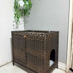 Cat Litter Box