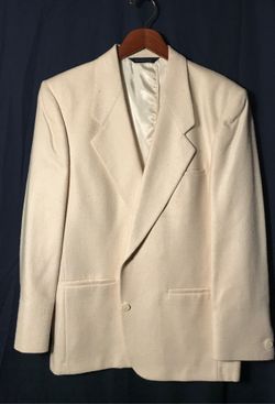 Burberrys’ silk jacket size medium