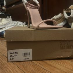 Steve Madden Size 6 Never Worn Heels
