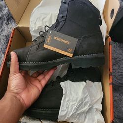 BRAND NEW STEEL TOE WORK BOOTS (RED WING(