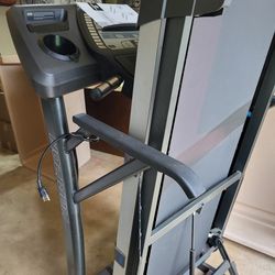 Horizon T73 Treadmill 