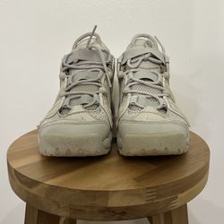 Nike Air More Uptempo "Light Bone" - Size 4