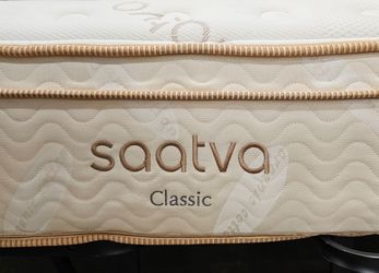 LIKE NEW! Saatva Classic Firm King - Delivery Available