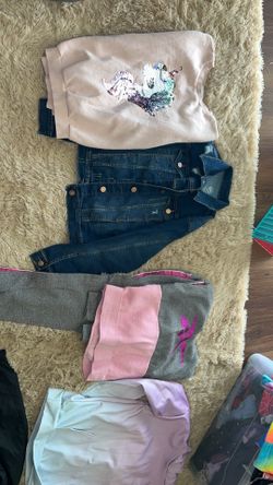 Girls Sweatshirts And Zip Ups