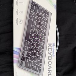 *NEW* Bluetooth wireless keyboard