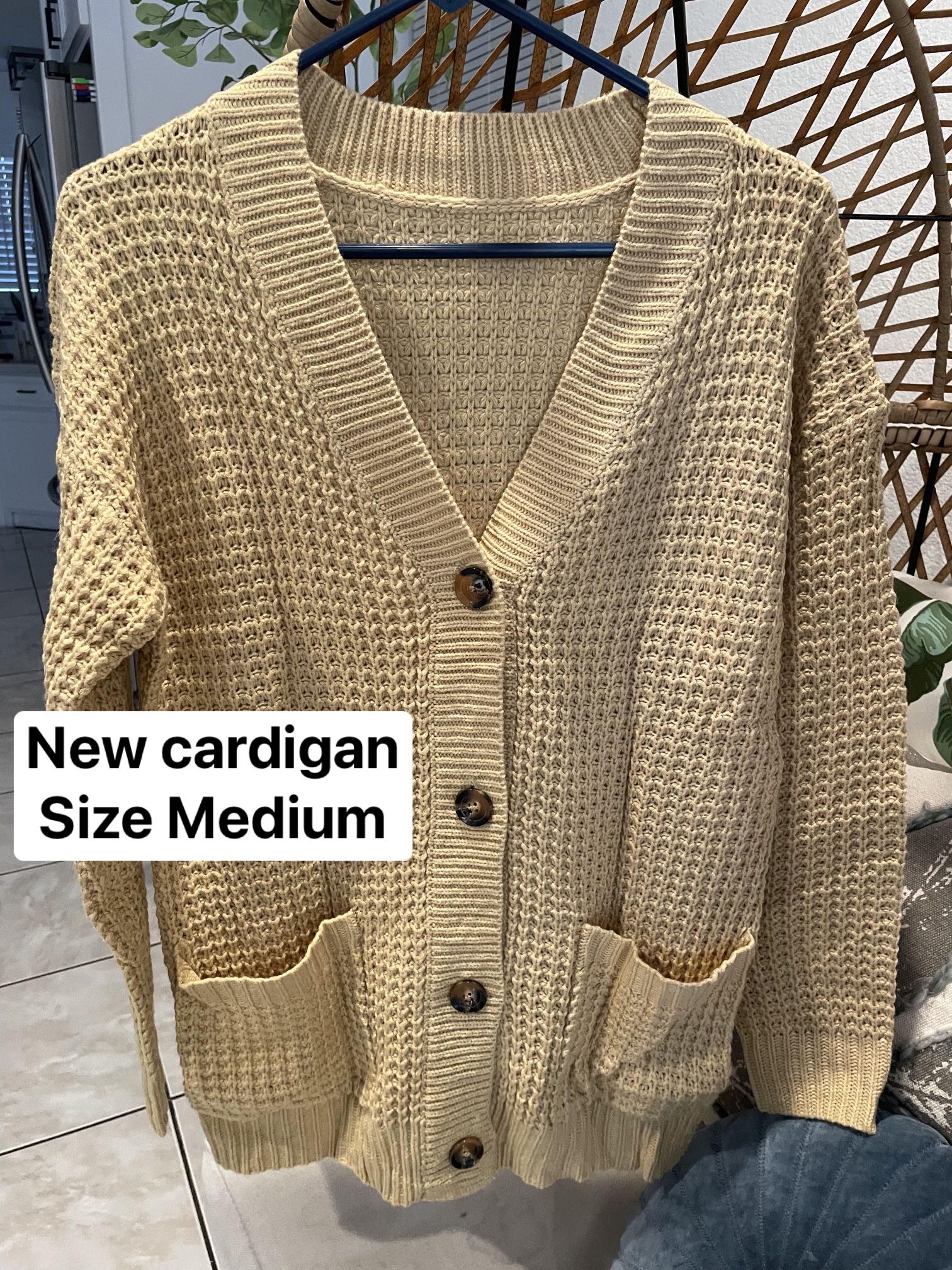 Ladies Cardigan 