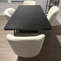 Wooden Dinning  Table / 4 Chairs 